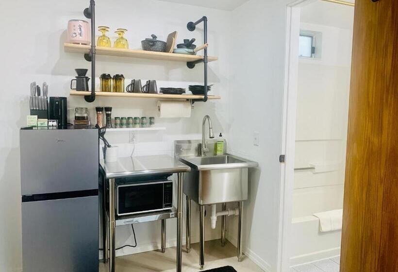 호텔 Dragonfly Motor Lodge