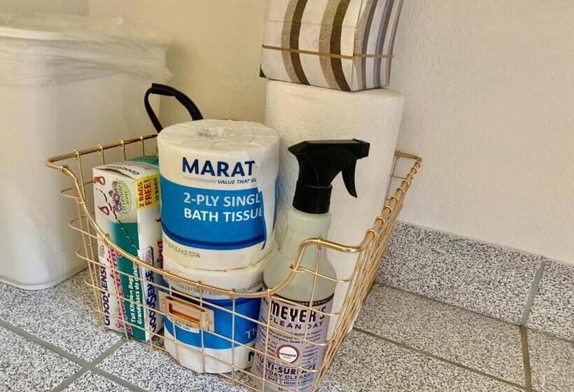 호텔 Dragonfly Motor Lodge