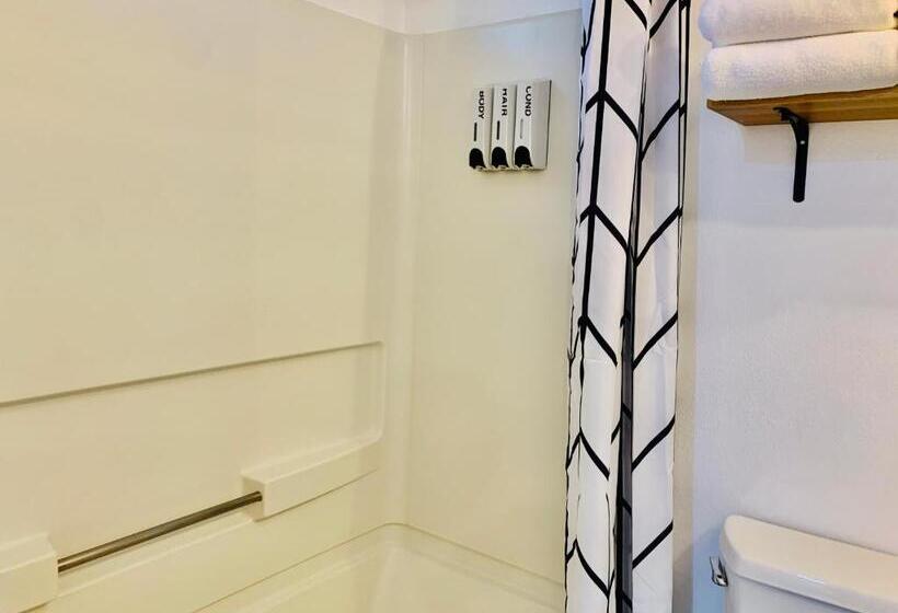 호텔 Dragonfly Motor Lodge