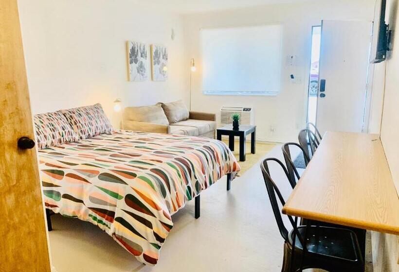 호텔 Dragonfly Motor Lodge