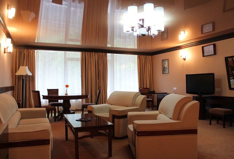 Best Western Plus Paradise Hotel Dilijan
