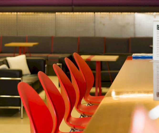 호텔 Buca Beach Resort