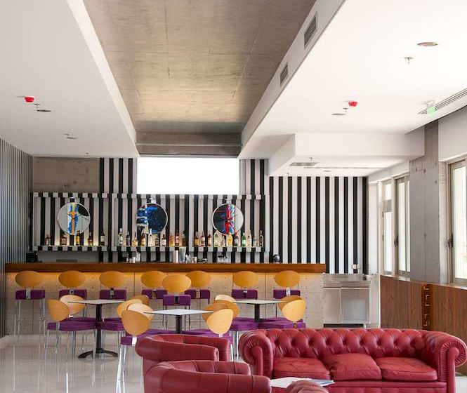 호텔 Buca Beach Resort