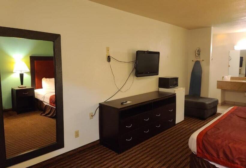 호텔 Budget Host Inn