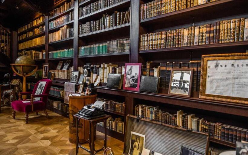 هتل Chateau Appony