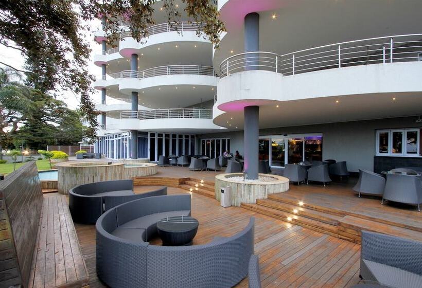 Отель Coastlands Musgrave