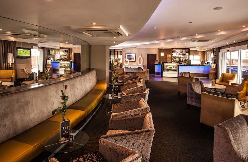 Отель Coastlands Musgrave