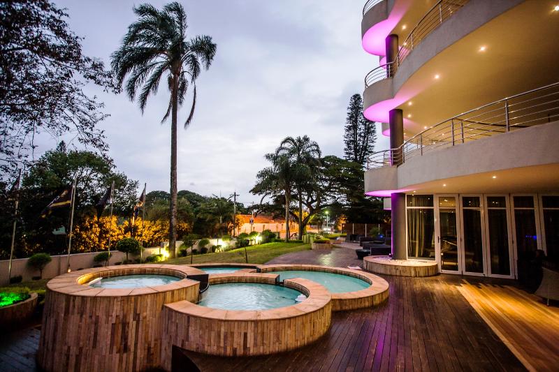 Отель Coastlands Musgrave