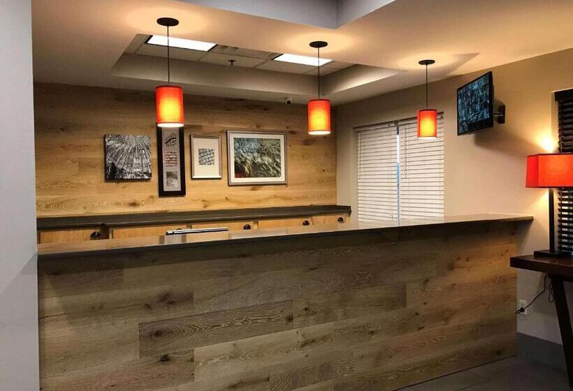 فندق Country Inn & Suites By Radisson, Emporia, Va