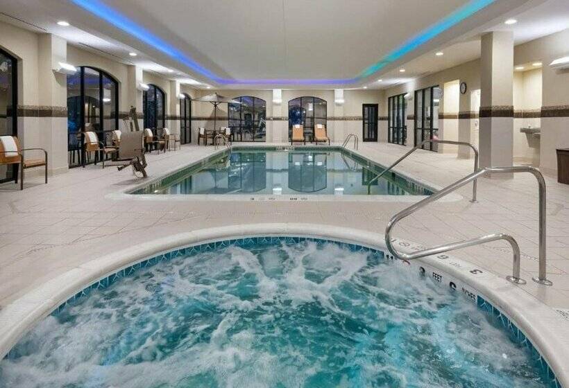 Отель Courtyard By Marriott Buffalo Airport