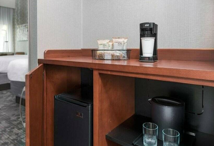 Отель Courtyard By Marriott Buffalo Airport
