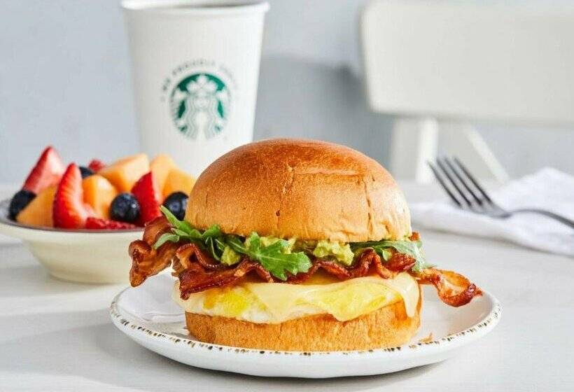 Отель Courtyard By Marriott Buffalo Airport