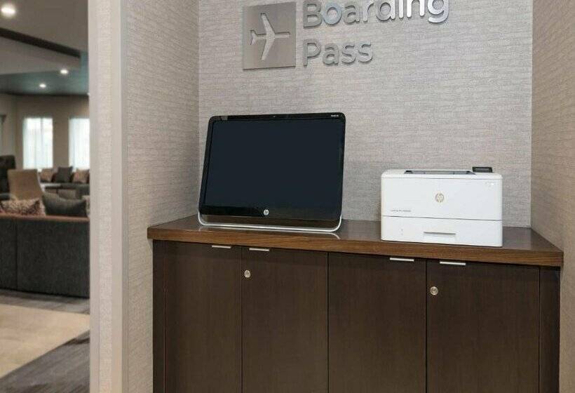 Отель Courtyard By Marriott Buffalo Airport