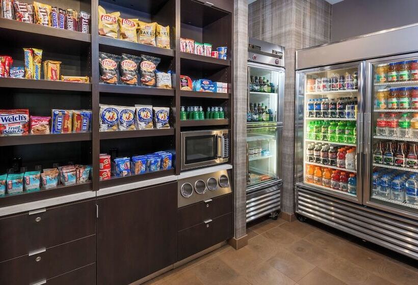 Отель Courtyard By Marriott Buffalo Airport