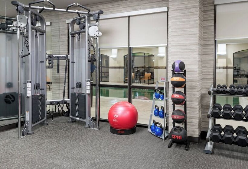 Отель Courtyard By Marriott Buffalo Airport