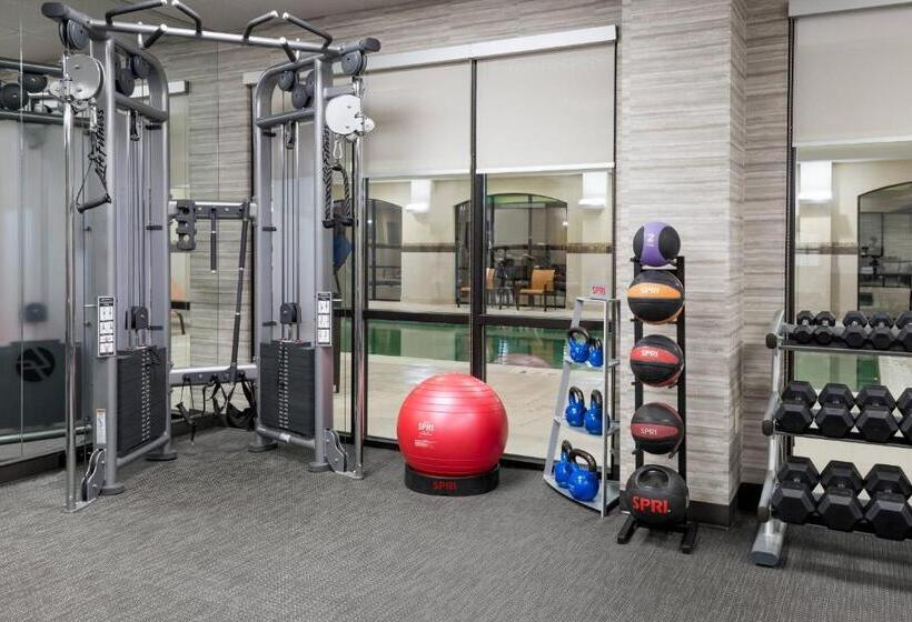 Отель Courtyard By Marriott Buffalo Airport