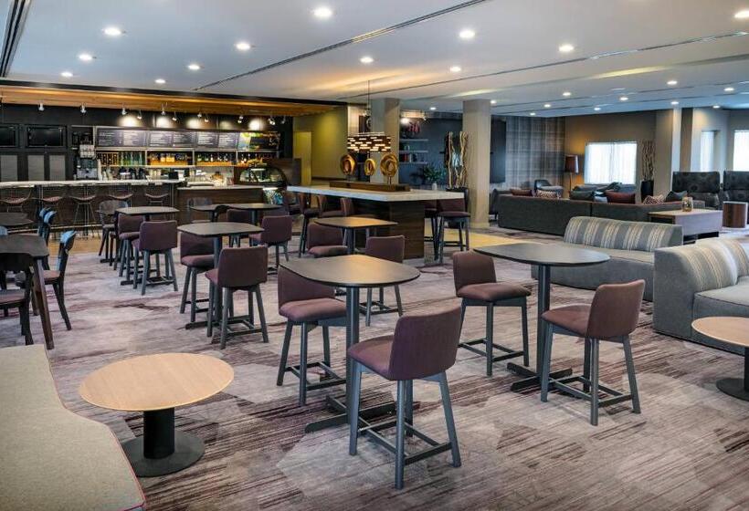Отель Courtyard By Marriott Buffalo Airport