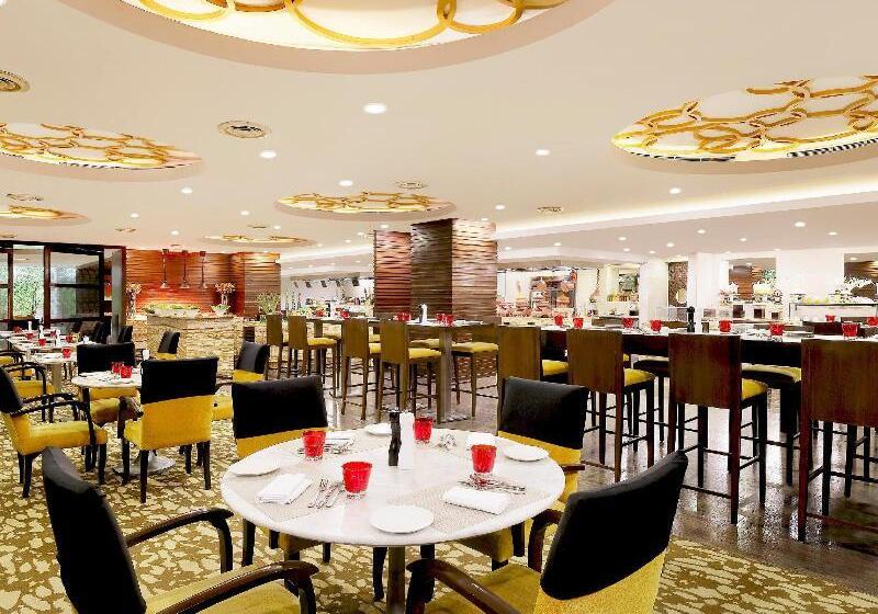 酒店 Crowne Plaza Ahmedabad City Centre, An Ihg