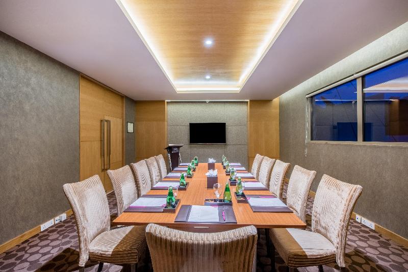 酒店 Crowne Plaza Ahmedabad City Centre, An Ihg