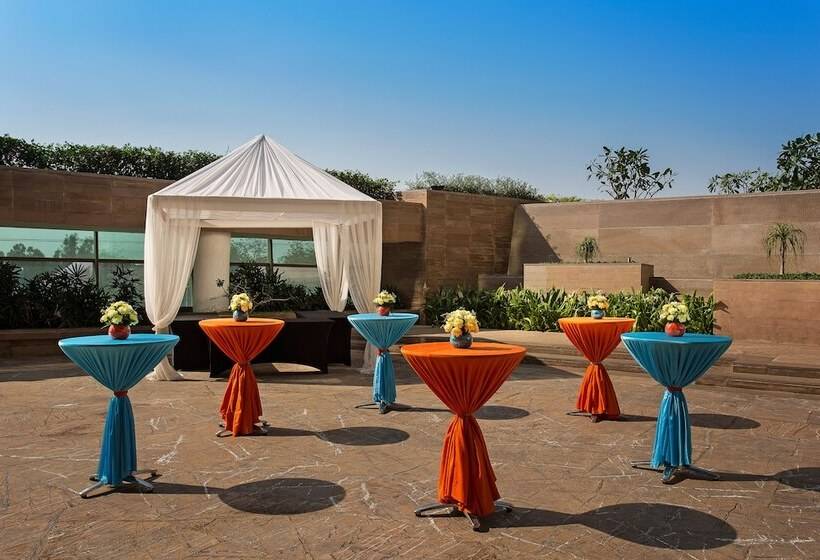 酒店 Crowne Plaza Ahmedabad City Centre, An Ihg