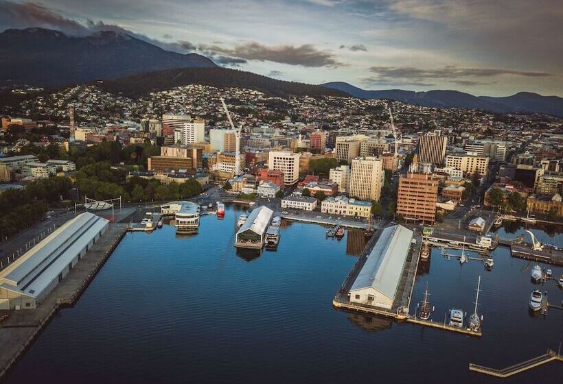 בית מלון כפרי Customs House