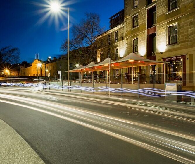 هتل Customs House