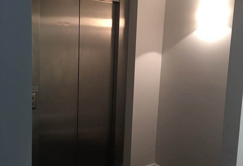 בית מלון כפרי Customs House