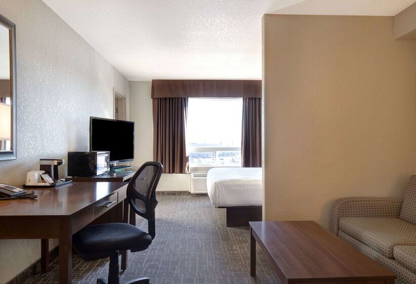 בית מלון כפרי Days Inn & Suites By Wyndham Yorkton