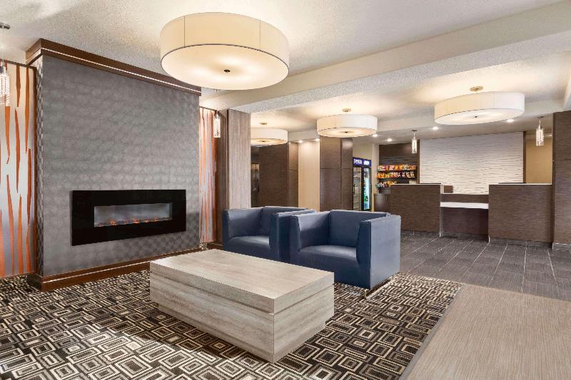 בית מלון כפרי Days Inn & Suites By Wyndham Yorkton