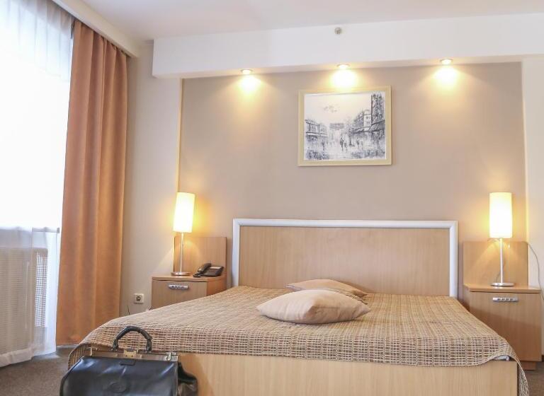 هتل Dnepropetrovsk