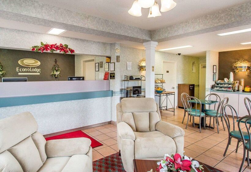 هتل Econo Lodge