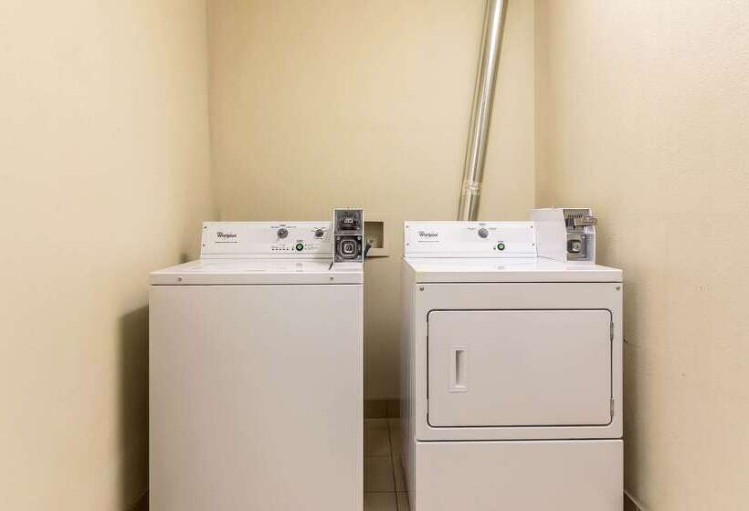 فندق Econo Lodge