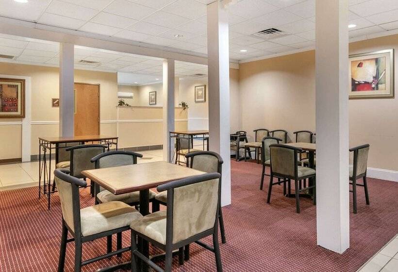 فندق Econo Lodge