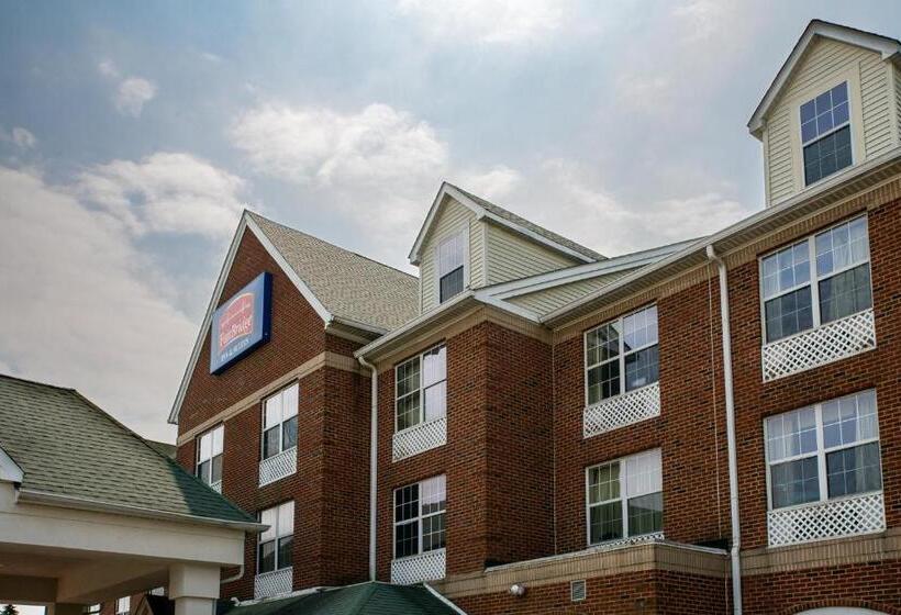 فندق Blisspoint Inn & Suites Marion