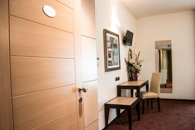 ホテル Fontanelle