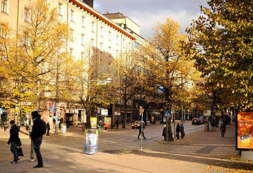 Forenom Aparthotel Tampere