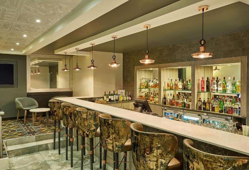 בית מלון כפרי Garden Court Mthatha