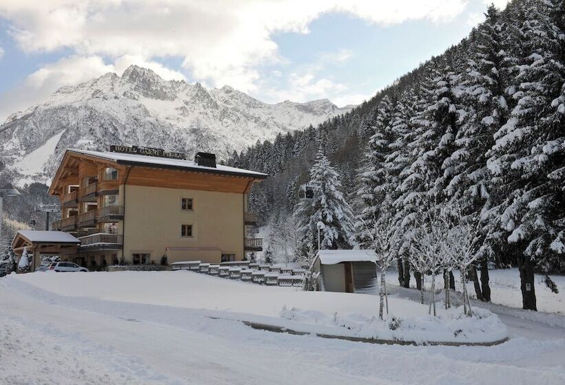 בית מלון כפרי Garni Pegra