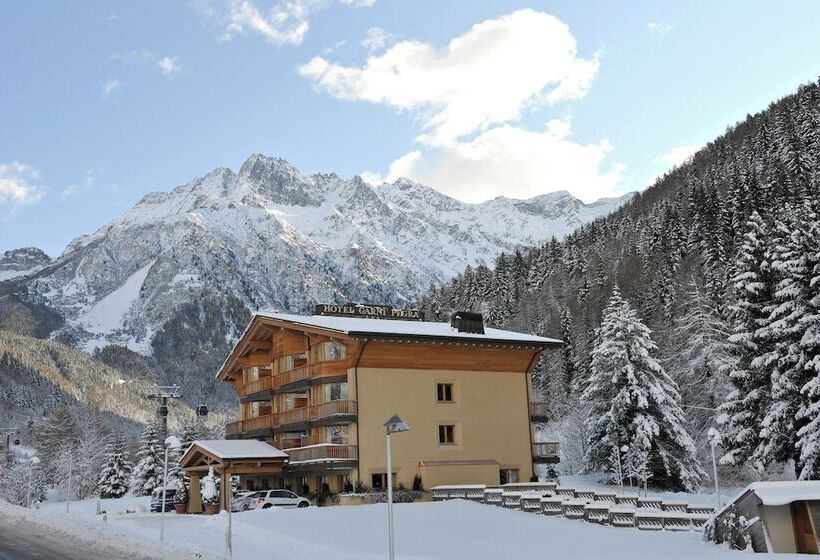 בית מלון כפרי Garni Pegra