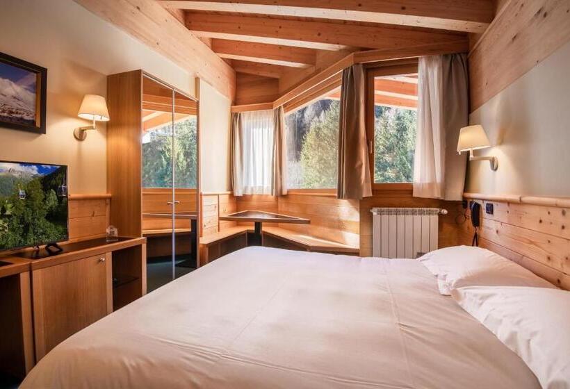 בית מלון כפרי Garni Pegra