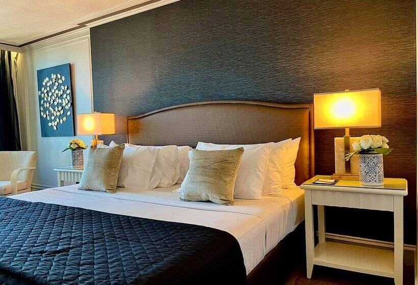 Grand Regal Hotel Davao