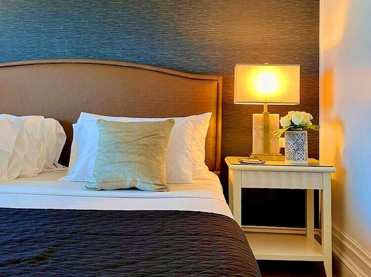 Grand Regal Hotel Davao