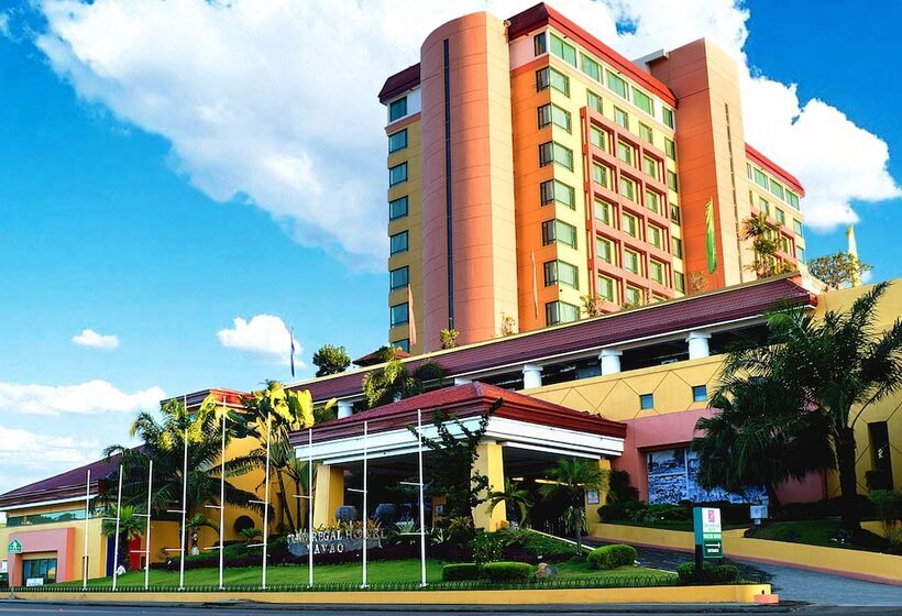 Grand Regal Hotel Davao
