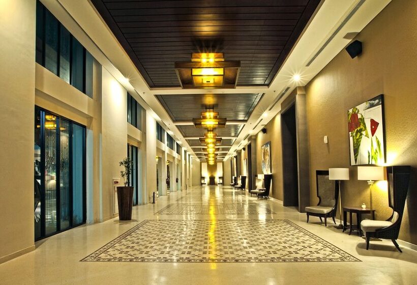 Harris Hotel & Conventions Malang