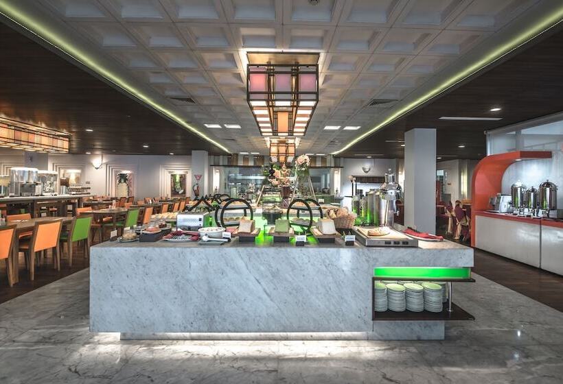 Harris Hotel & Conventions Malang