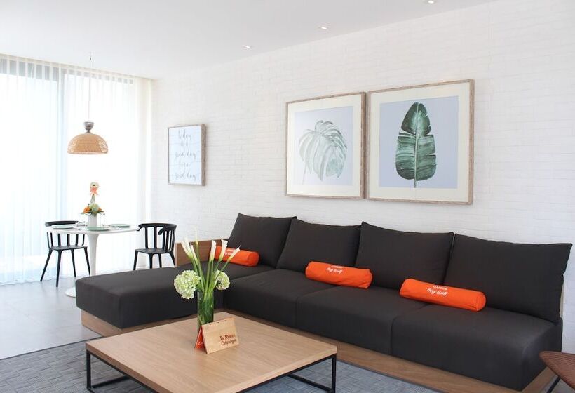 Harris Hotel & Conventions Malang