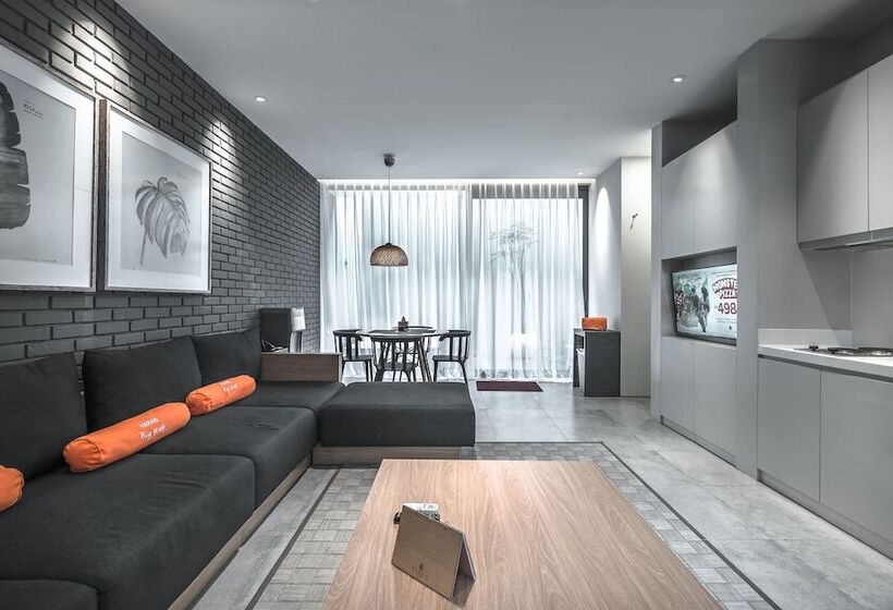 Harris Hotel & Conventions Malang