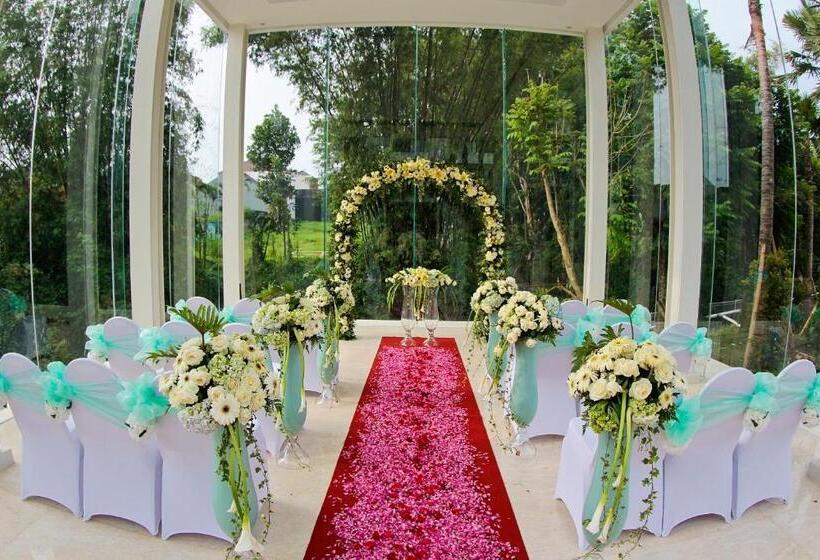 Harris Hotel & Conventions Malang