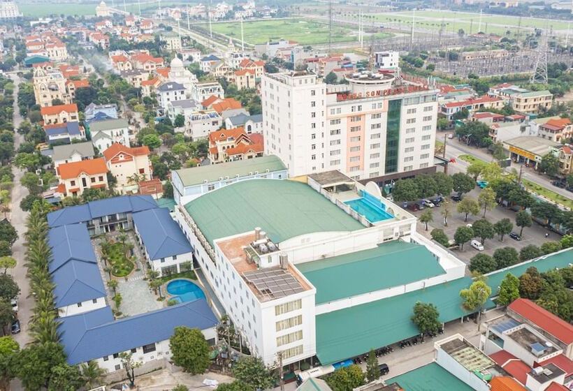 هتل Hoang Son Peace