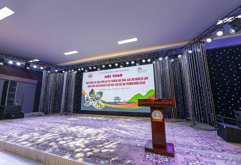 هتل Hoang Son Peace